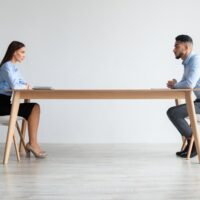 Govor tela: Grešite ako mislite da nije važno gde ste seli | To sam ja