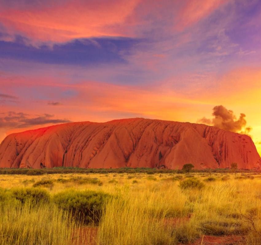 Zalazak sunca u središtu Australije, Ayers rock, Uluru.