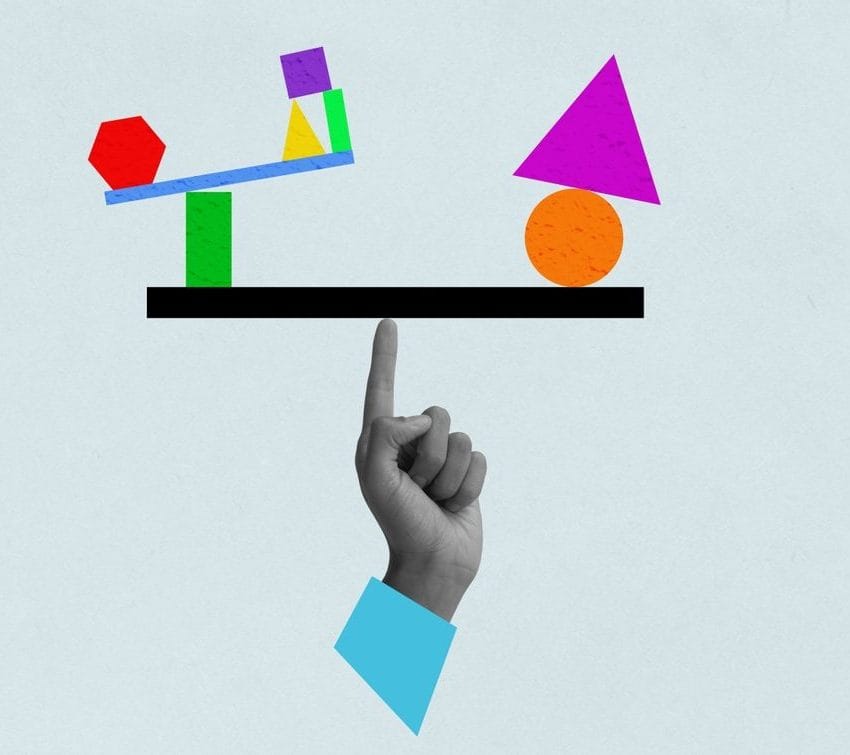 Balansiranje, stabilizacija. Ilustracija, klackalica sa leve strane je nekoliko malih stavri, a sa desne dve velike.