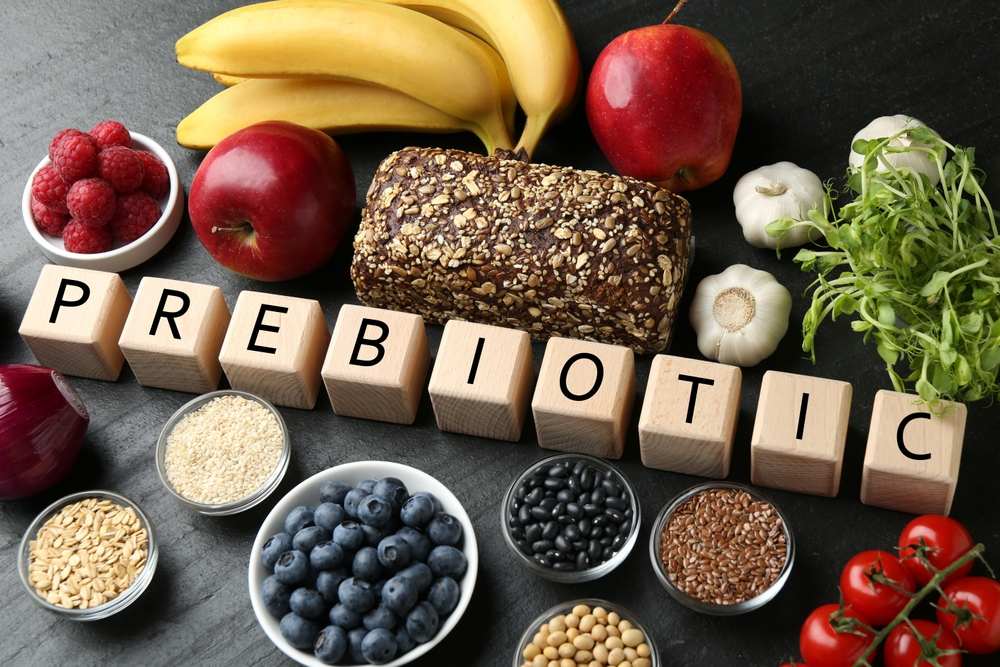 Hrana koja sasrži nesvarljiva vlakna, banane, laneno seme, beli luk, jabuke, pasulj, paradajz...