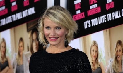 Kameron Diaz Ispred bioskopa na pred premijeru filma-Šta da očekuješ, kada očekuješ