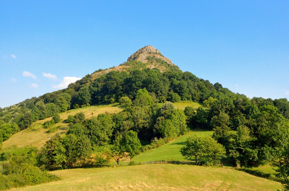 Ostrvica, planinski vrh na planini Rujdnik.