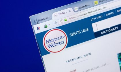 Rečnik Merriem Webster na internetu.